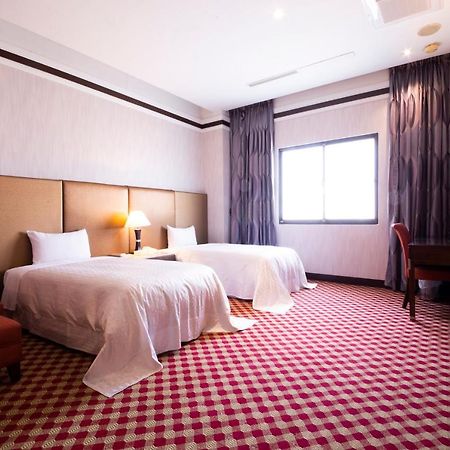 Li-Gin Motel Chiayi Extérieur photo