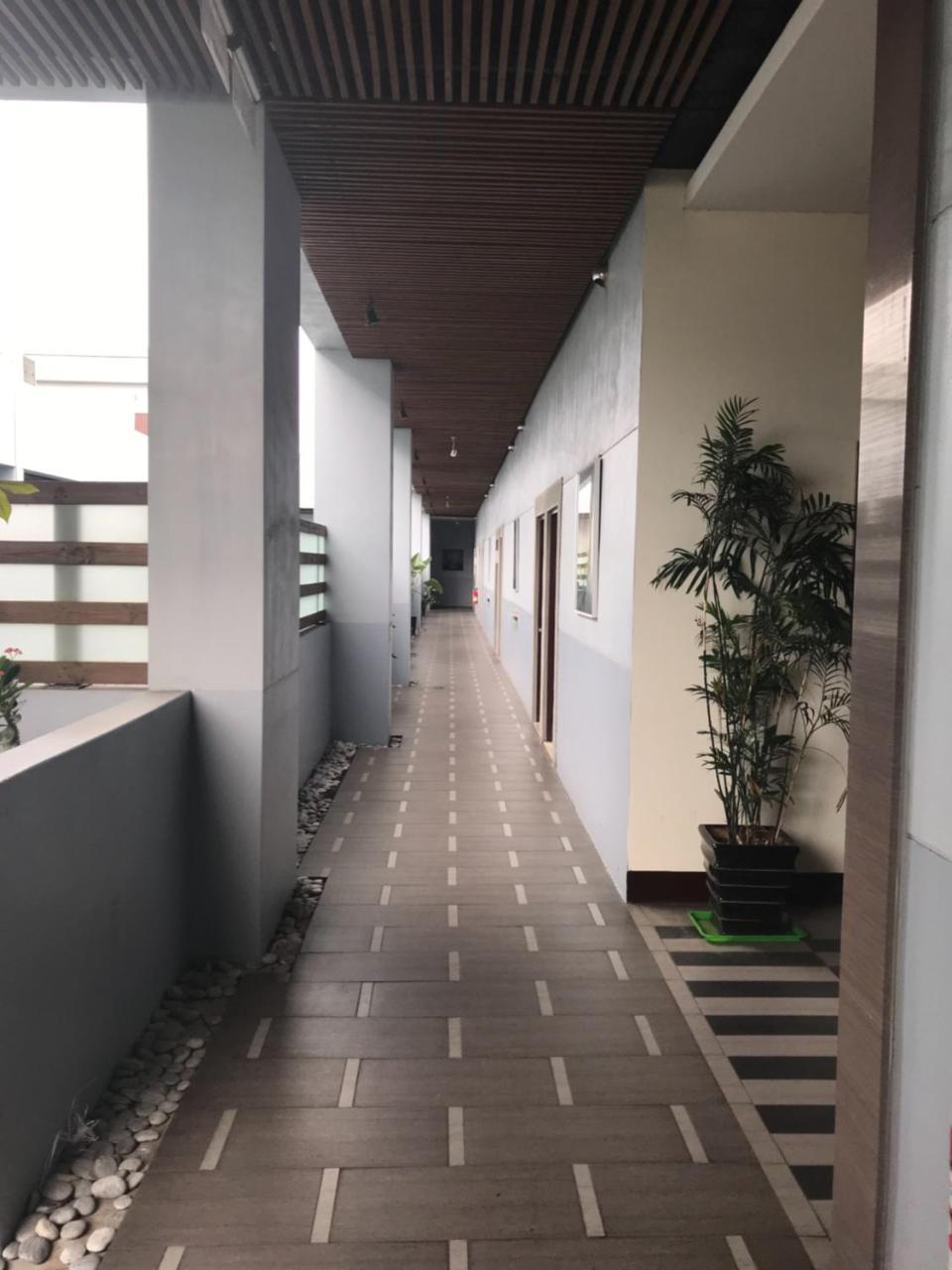 Li-Gin Motel Chiayi Extérieur photo